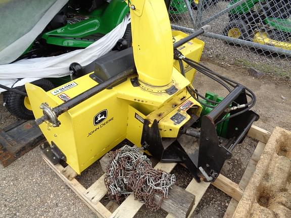 Image of John Deere 47" Snow Blower equipment image 1