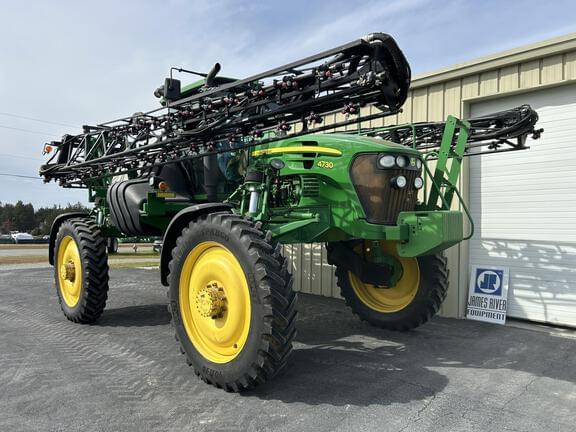 Image of John Deere 4730 equipment image 3