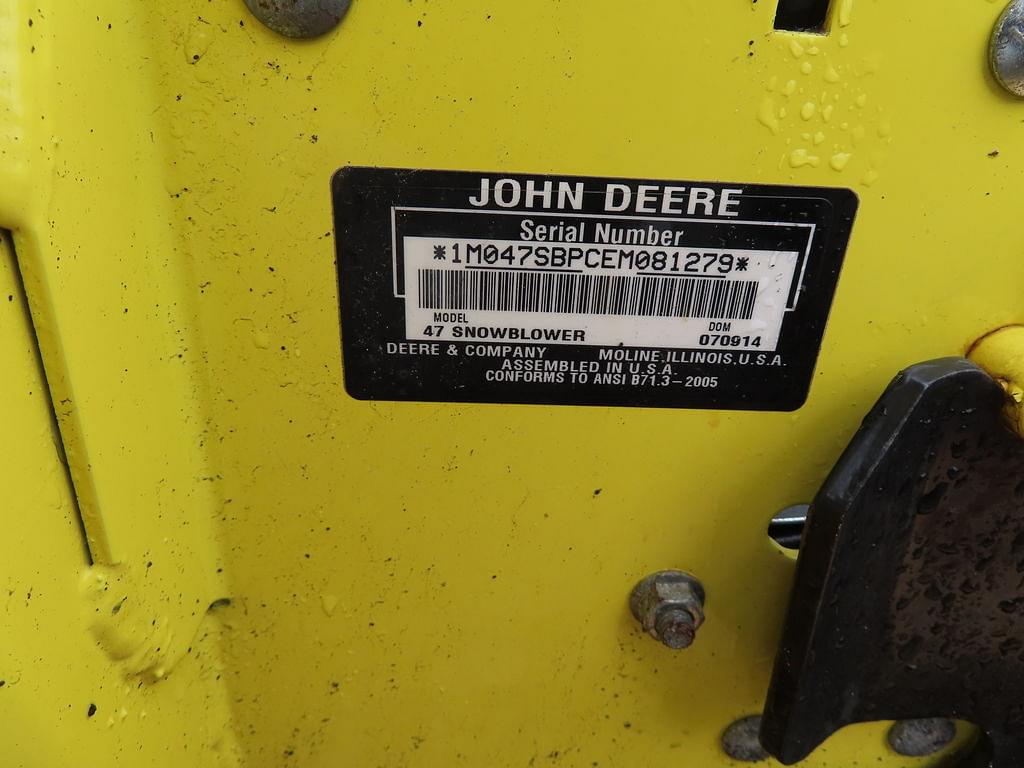 Image of John Deere 47" Snow Blower Image 1