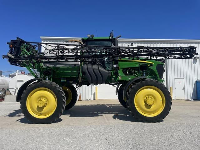 Image of John Deere 4830 equipment image 2