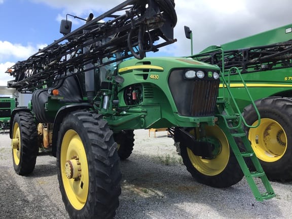 Main image John Deere 4830