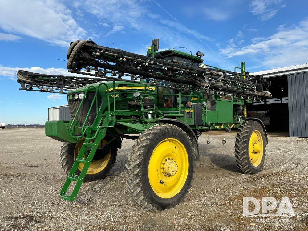 Image of John Deere 4830 Primary image