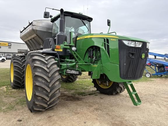 Image of John Deere 4940 equipment image 1