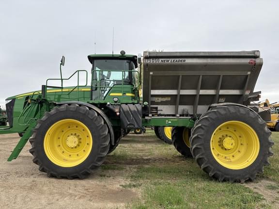 Image of John Deere 4940 equipment image 2