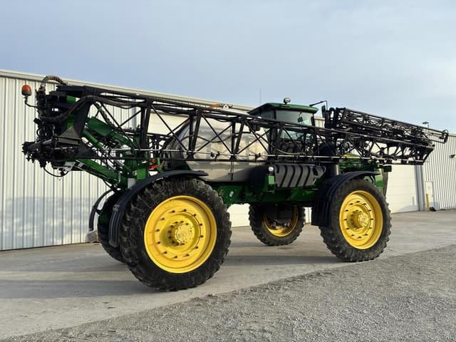 Image of John Deere 4940 equipment image 4