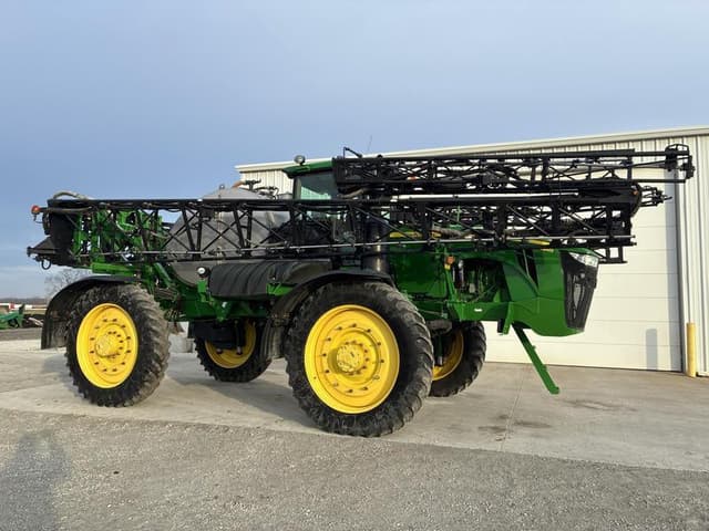 Image of John Deere 4940 equipment image 2