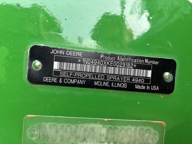 Image of John Deere 4940 equipment image 1