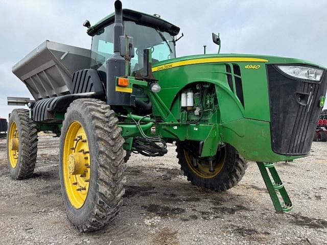 Image of John Deere 4940 Image 0