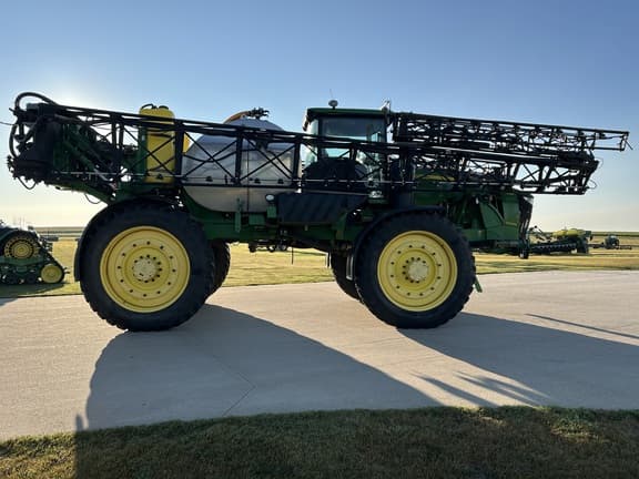 Image of John Deere 4940 equipment image 4