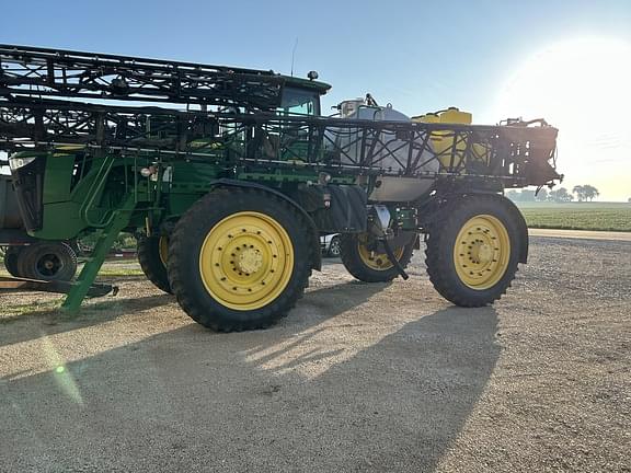 Image of John Deere 4940 equipment image 1