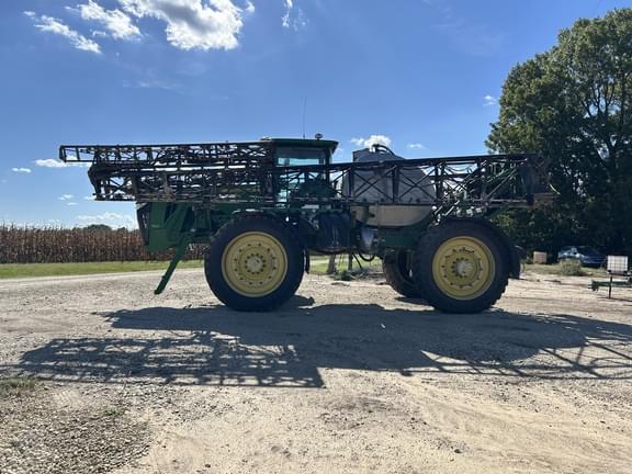 Image of John Deere 4940 equipment image 1