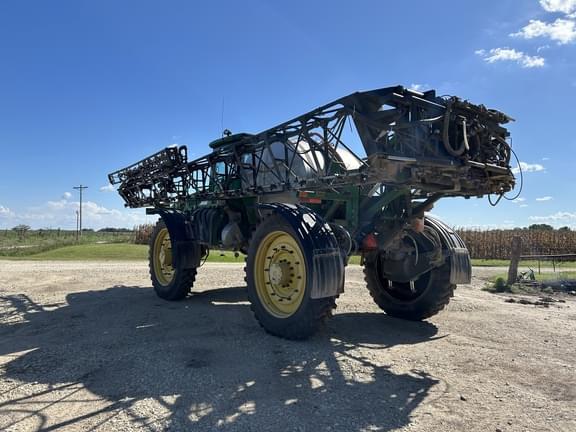 Image of John Deere 4940 equipment image 2