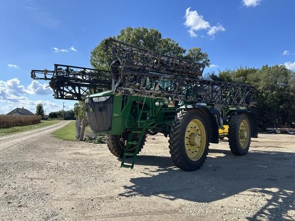 Image of John Deere 4940 Image 1