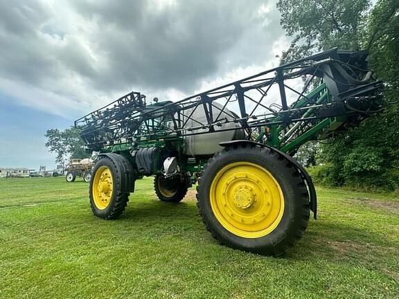 Image of John Deere 4940 equipment image 3