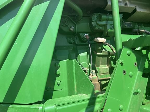 Image of John Deere 4940 equipment image 4