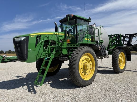2014 John Deere 4940 Equipment Image0