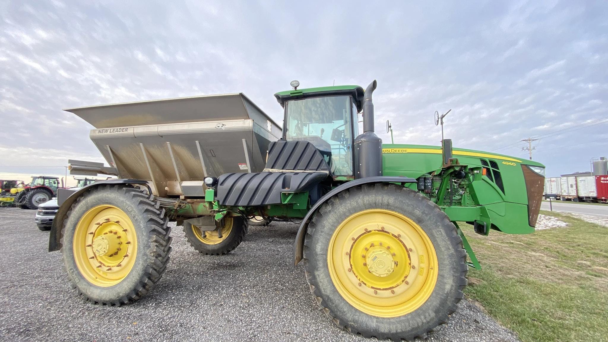 2014 John Deere 4940 Equipment Image0