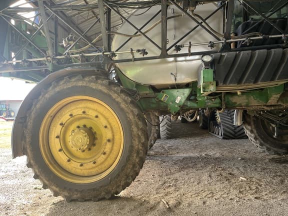 Image of John Deere 4940 equipment image 4