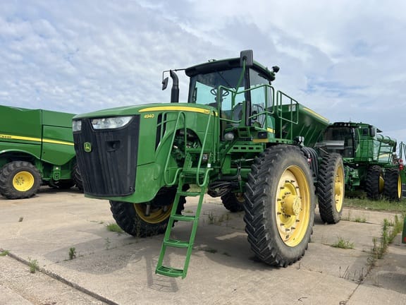 2014 John Deere 4940 Equipment Image0