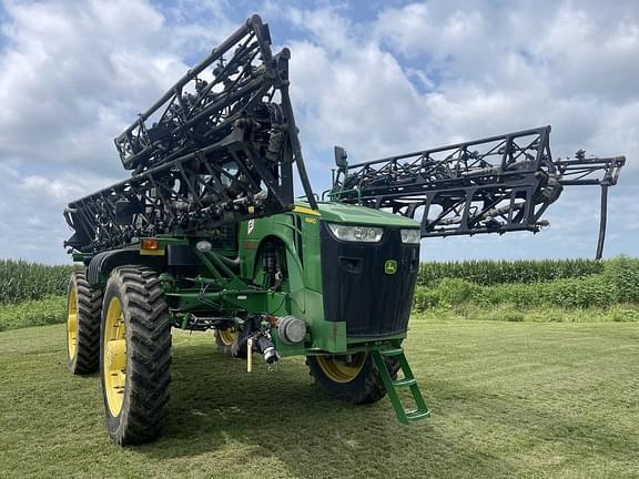 Image of John Deere 4940 equipment image 2