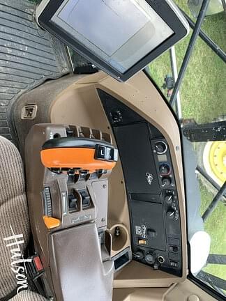 Image of John Deere 4940 equipment image 3
