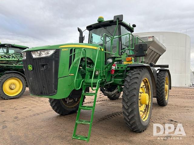 Image of John Deere 4940 equipment image 4