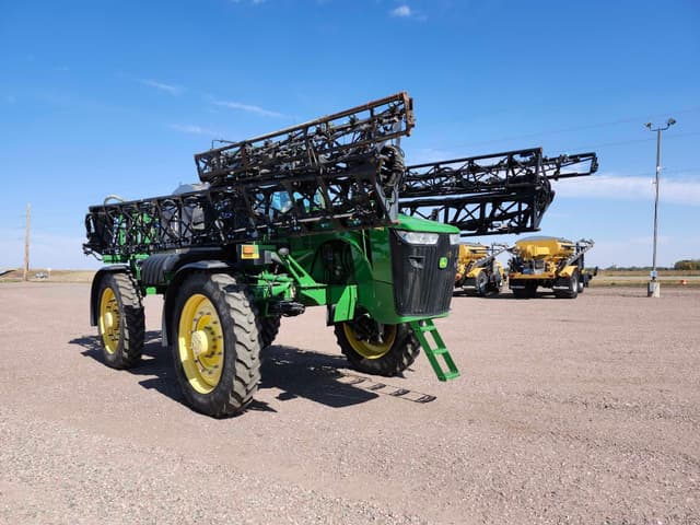 Image of John Deere 4940 equipment image 1