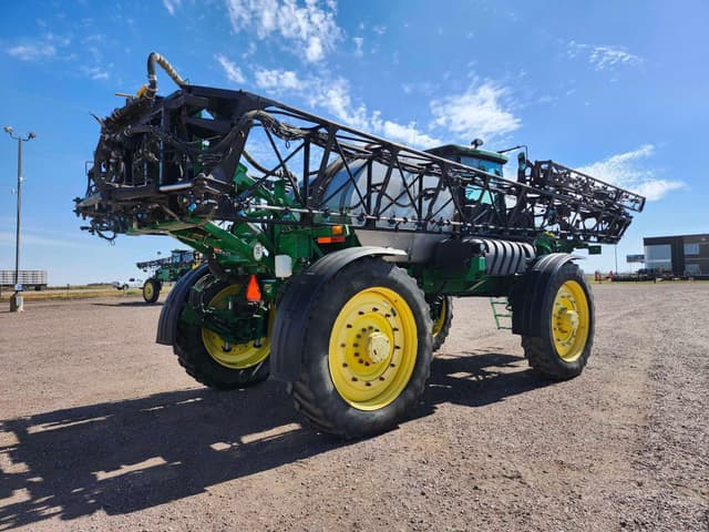 Image of John Deere 4940 equipment image 2