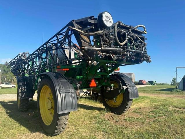 Image of John Deere 4940 equipment image 2