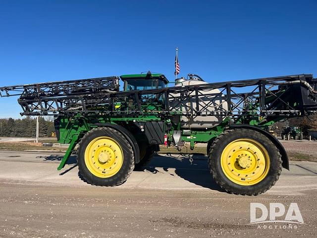 Image of John Deere 4940 equipment image 3