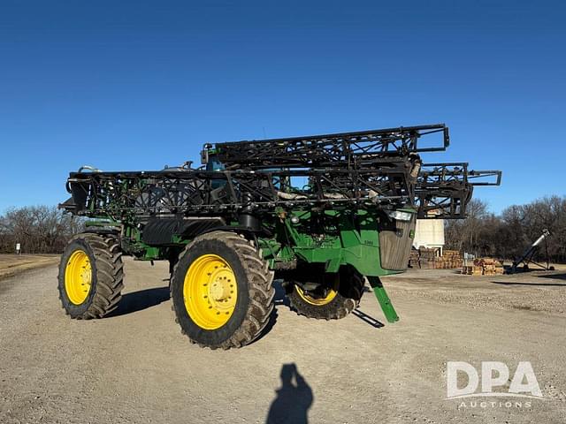 Image of John Deere 4940 equipment image 1