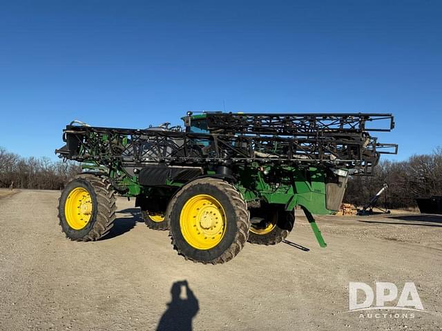 Image of John Deere 4940 equipment image 2