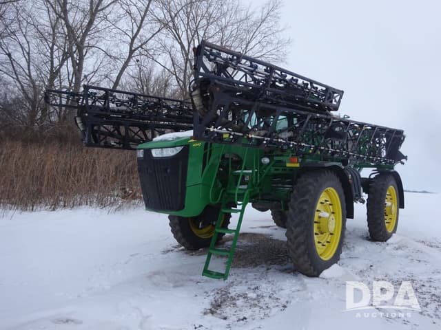 Image of John Deere 4940 equipment image 1