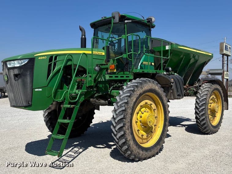 Image of John Deere 4940 Primary image