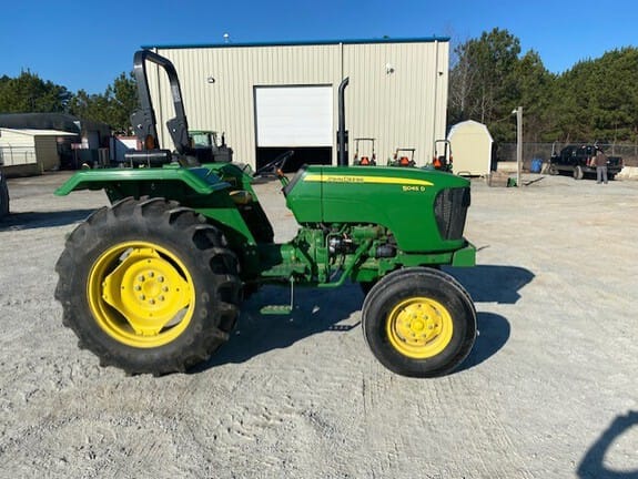 2014 John Deere 5045D Equipment Image0