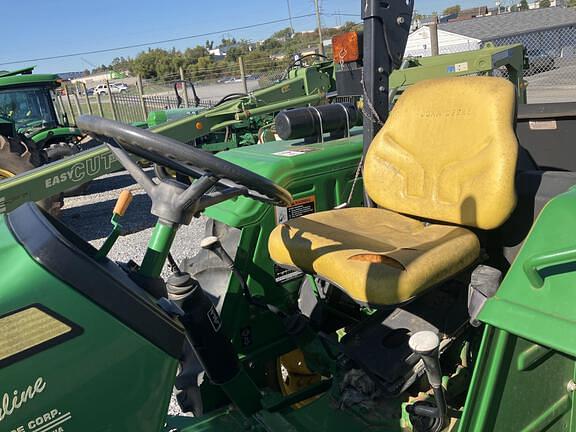 Image of John Deere 5045E equipment image 3