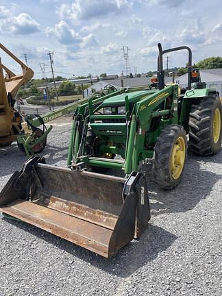 Image of John Deere 5045E equipment image 4