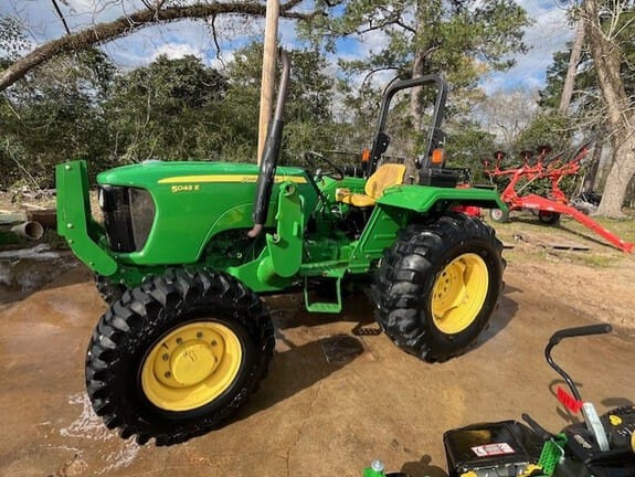 2014 John Deere 5045E Equipment Image0