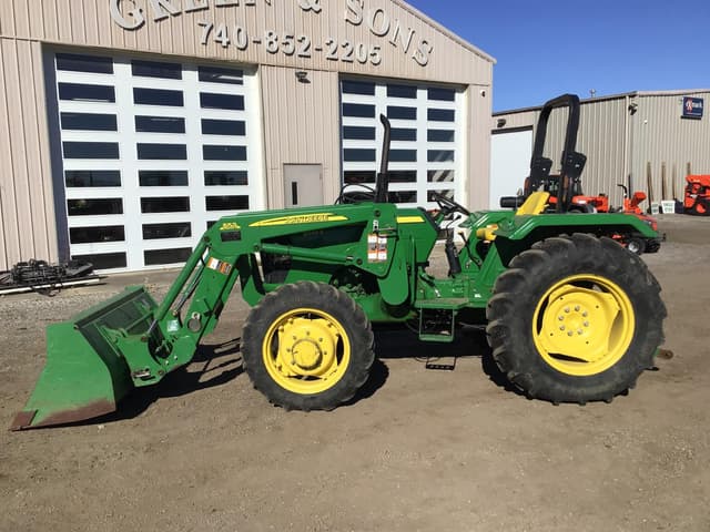Image of John Deere 5045E equipment image 1