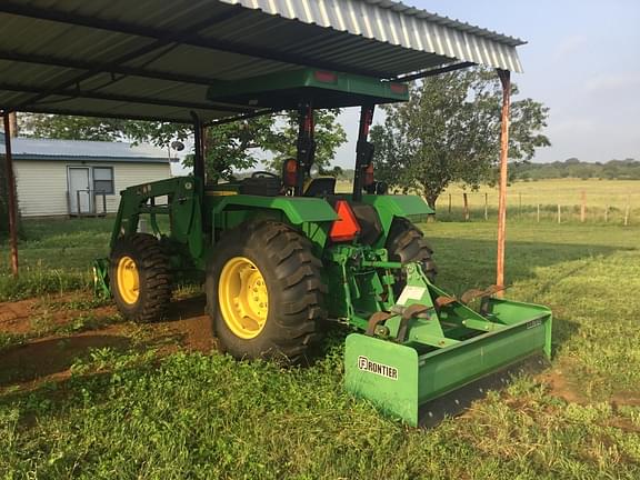 Image of John Deere 5045E equipment image 3