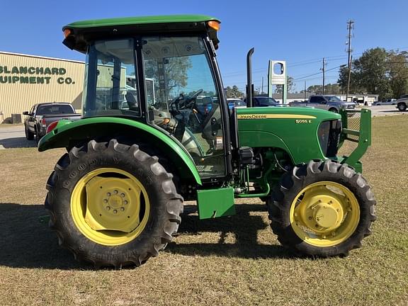 Image of John Deere 5055E equipment image 1