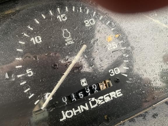 Image of John Deere 5055E equipment image 2