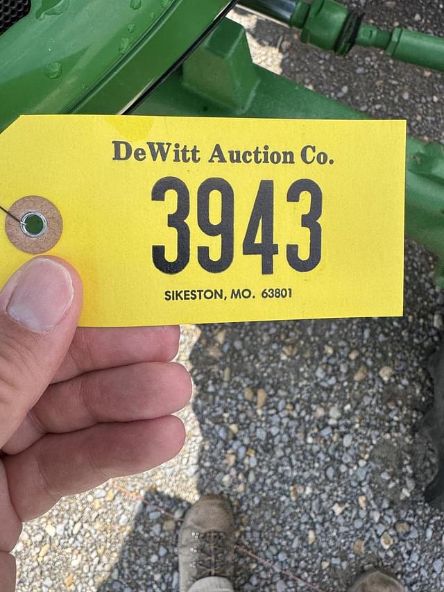 Image of John Deere 5055E equipment image 1