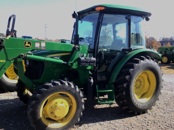 Main image John Deere 5055E