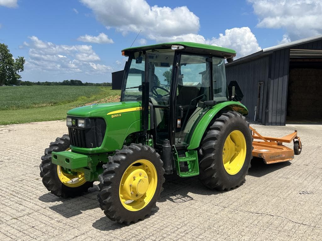 Image of John Deere 5055E Primary image