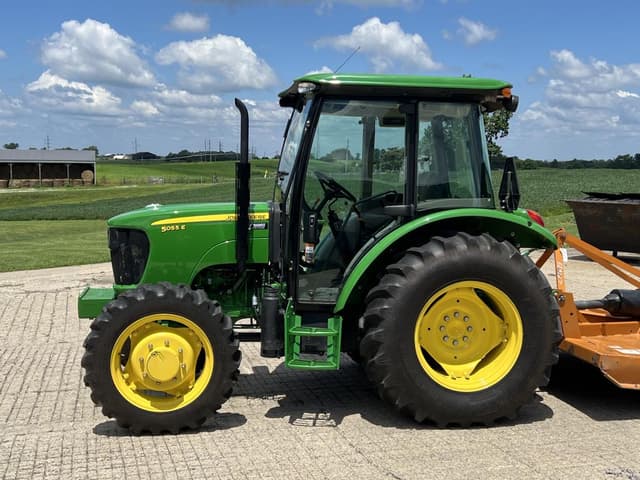 Image of John Deere 5055E equipment image 2