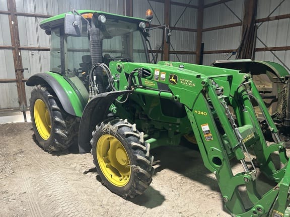 2014 John Deere 5055E Equipment Image0