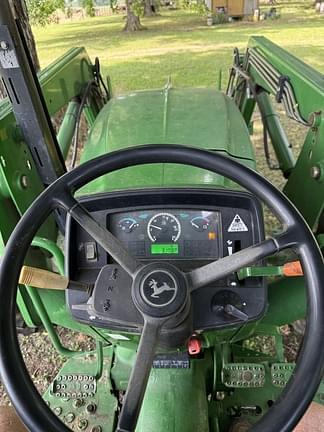 Image of John Deere 5055E equipment image 1