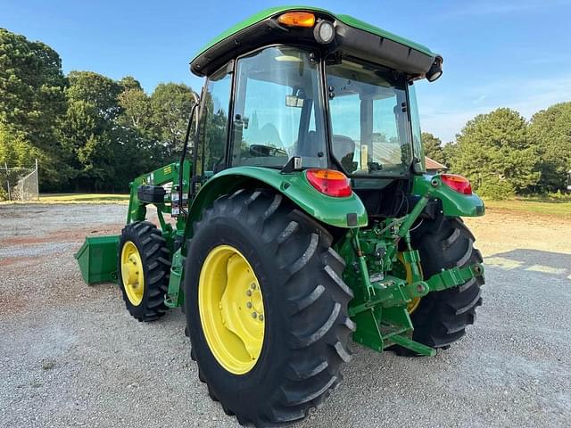 Image of John Deere 5060E equipment image 2