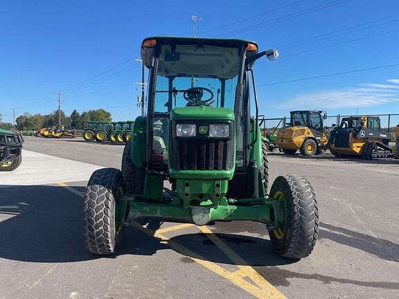 Image of John Deere 5065E equipment image 4